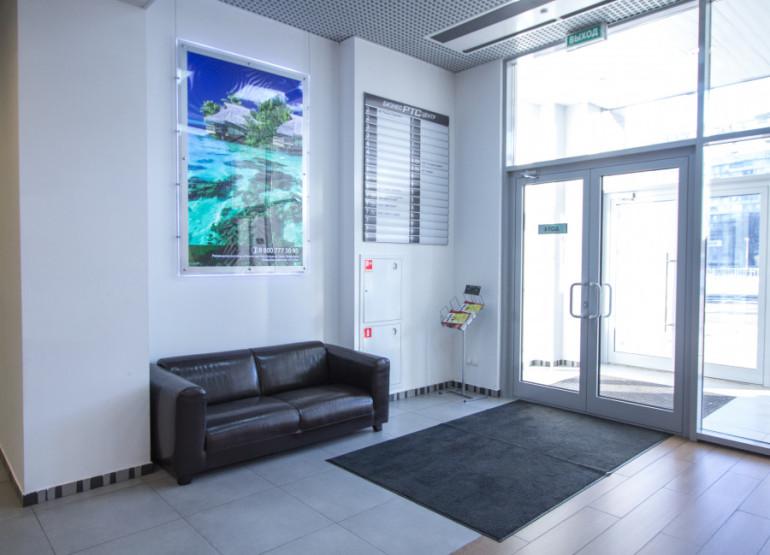 РТС Варшавский: Вид входной группы внутри зданий